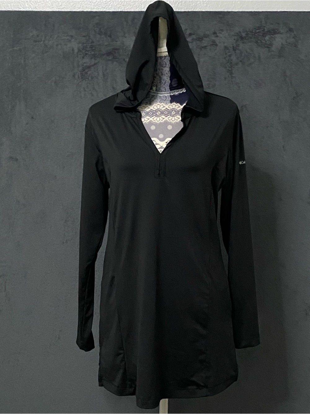 Columbia Sportswear Hooded Tunic Shirt Womens L Black Chill River Omni-Freeze